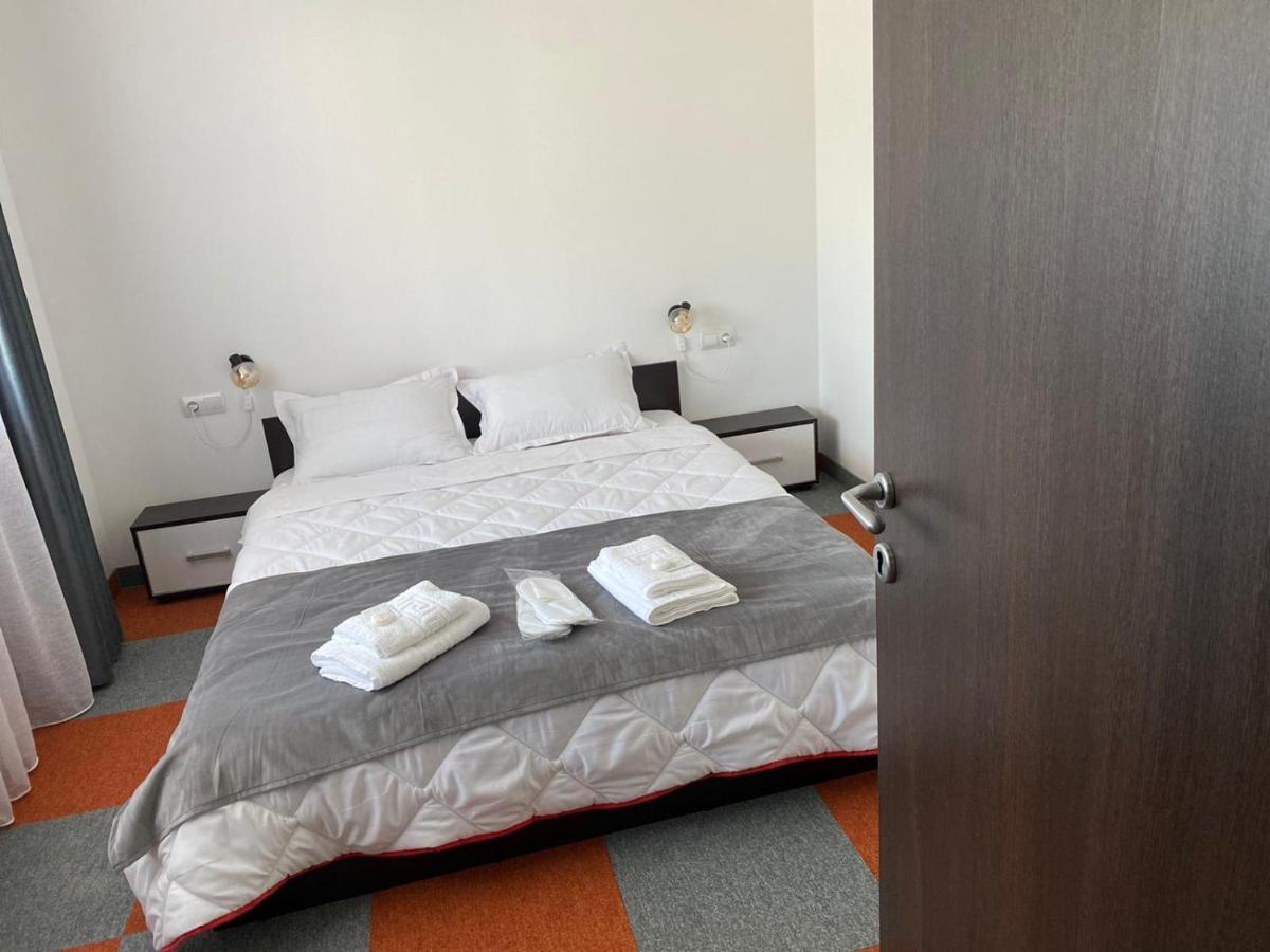 Appartamento Casa Cerbului Vişeu de Sus Esterno foto